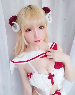 脱了扒下女学生内裤直接进去电影_1080P迅雷电影在线