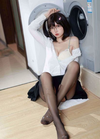动漫女生裸露视频_1080在线播放观看